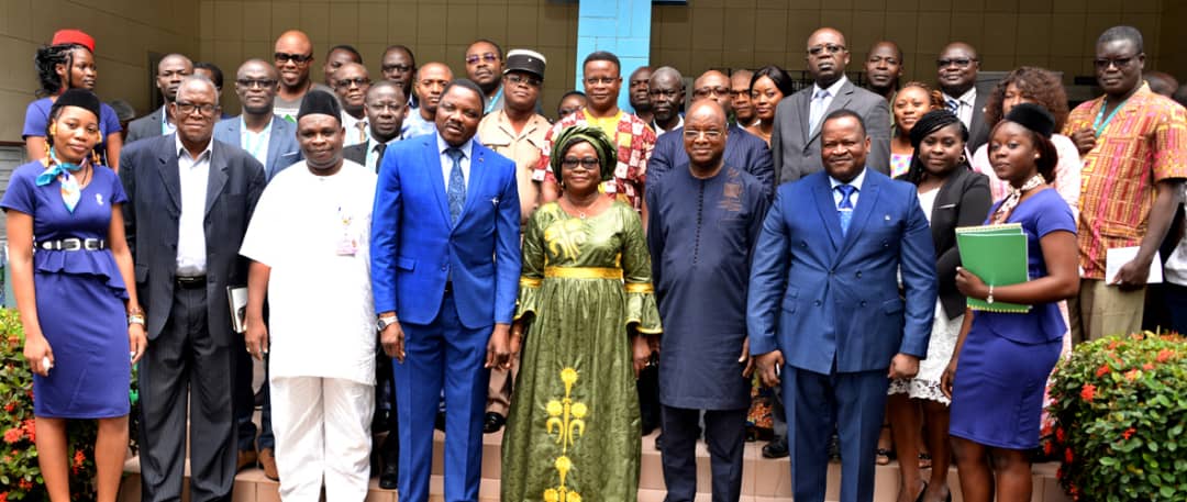 LA MINISTRE EN CHARGE DU TRANSPORT AERIEN EN VISITE A L’AEROPORT DE LOME